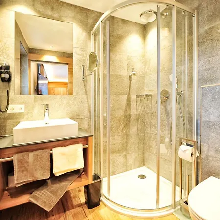 Daire A4 Alma Alpin Appartments Ischgl